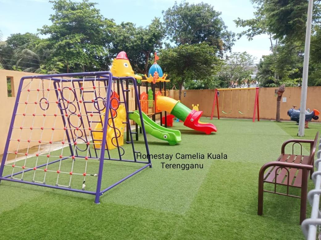 Homestay Kuala Terengganu Rose House Pantai Batu Buruk ภายนอก รูปภาพ